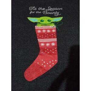 Star Wars The Mandalorian T'is The Season Christmas Stocking Graphic Tee Size M